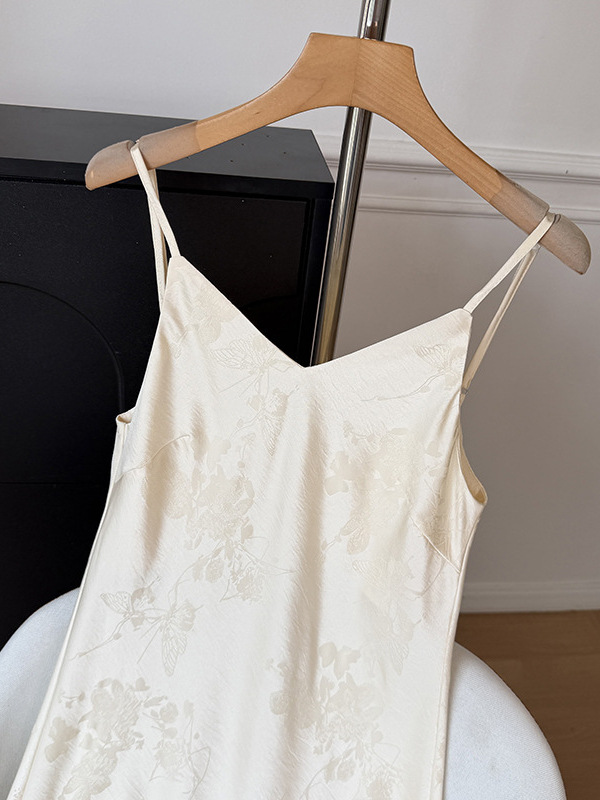 Summer new trendy V-neck slimming halter dress - Image 4