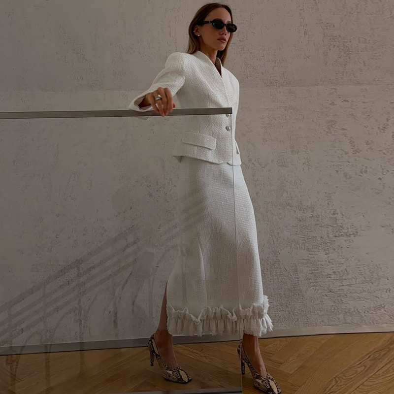 Women's Elegant Two-Piece V-Neck Long Sleeve White Skirt Suit - Image 5