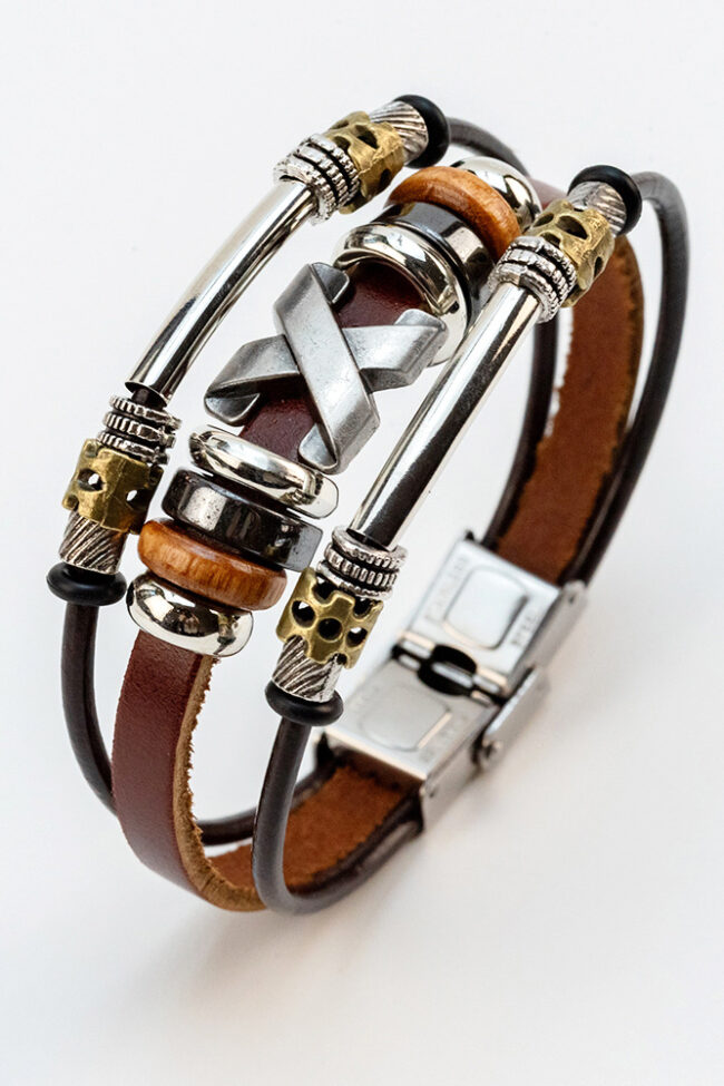 The Hermione Unisex Genuine Cowhide Leather Bracelet with Stainless Steel Clasp Simple Stylish Jewelry Detail – La Rose Couture Jewellery & Accessories