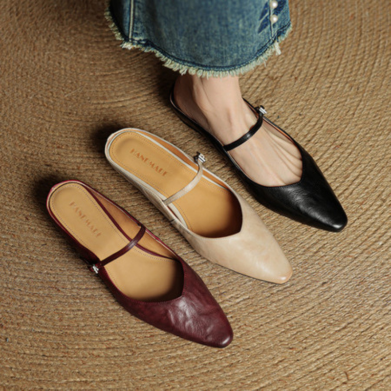 Vintage Single Strap Wedge Sandals - Image 4