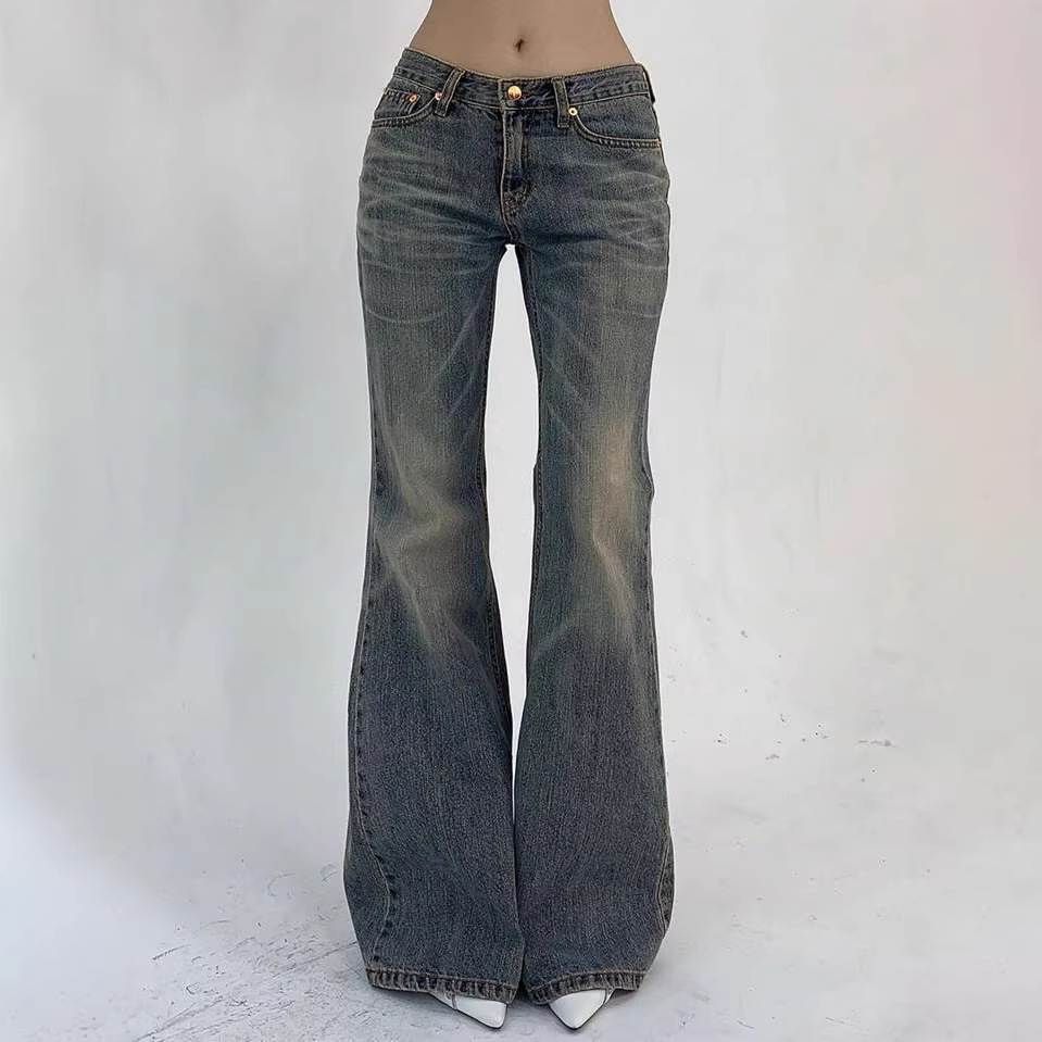 Women's high-waisted flared jeans