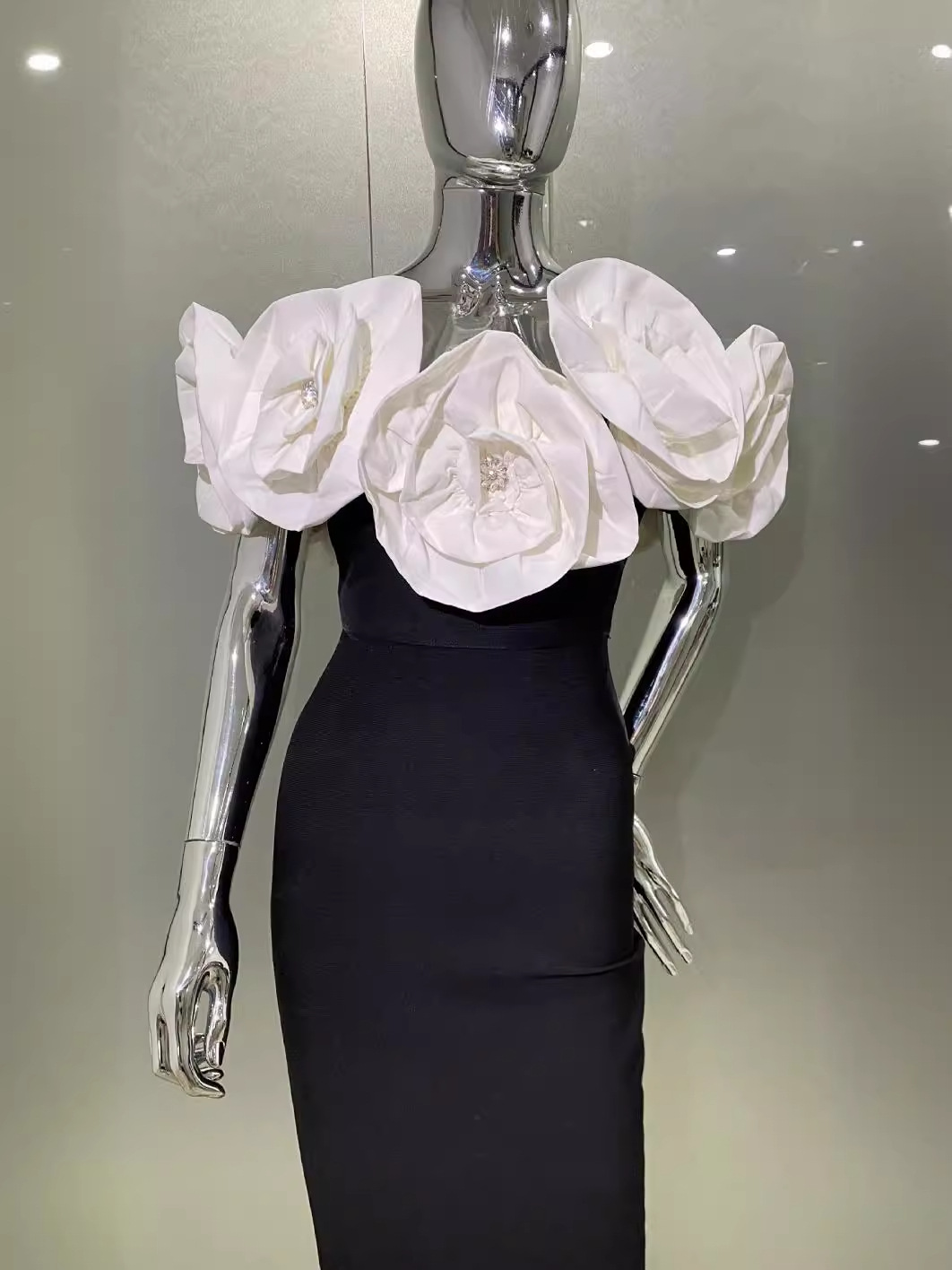 Elegant Off-Shoulder Bandage Dress - Image 3