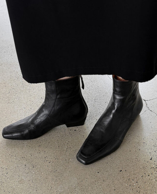 The Chloe Genuine Leather Square Toe Chelsea Boots Detail – La Rose Couture Shoes & Footwear