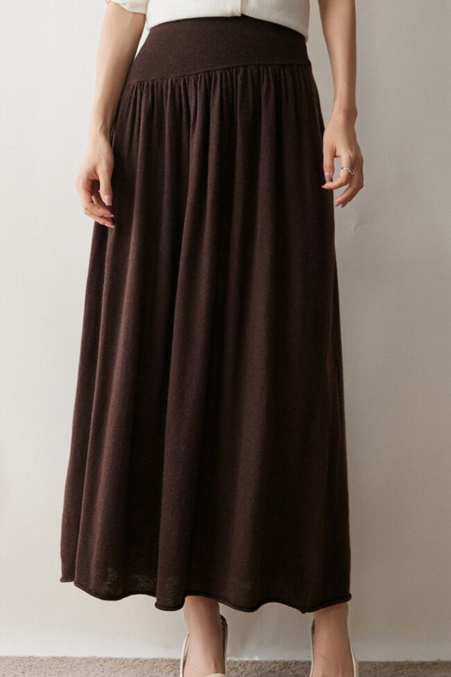 The Genevieve a Line Mid Length Versatile Cashmere Skirt – La Rose Couture Trousers & Skirts