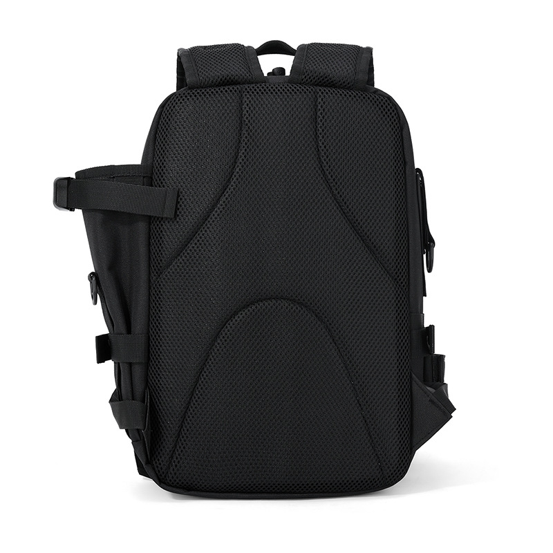 Outdoor Large-Capacity Backpack Camping Mountaineering Bag - Image 3