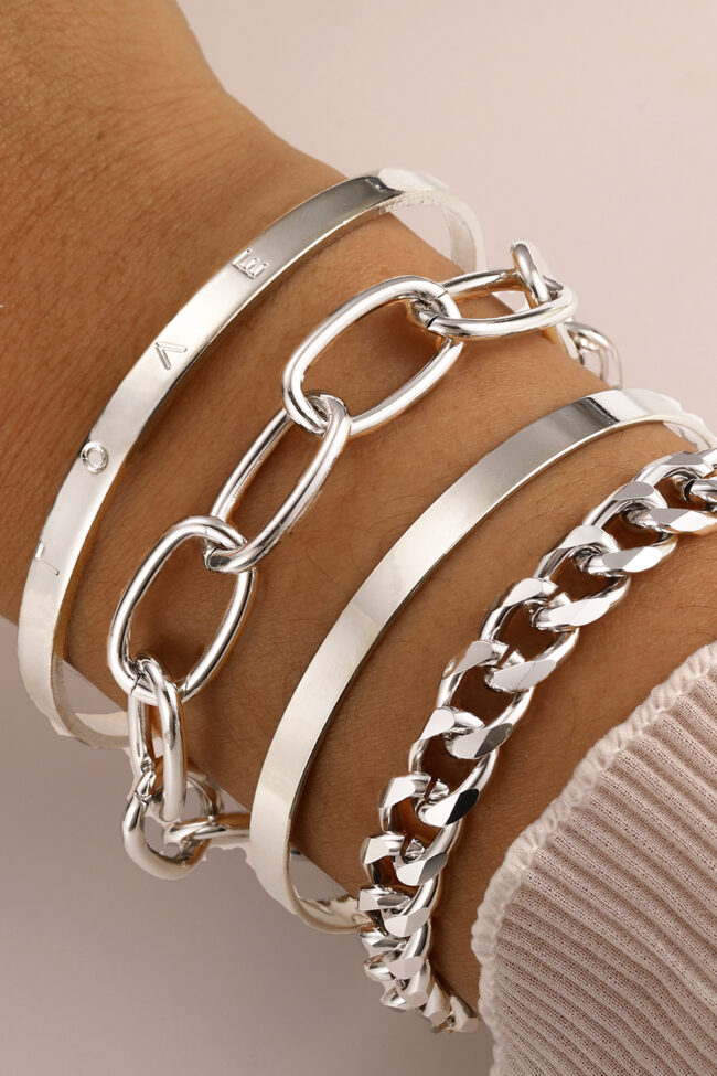 The Amelie Bohemian Geometric Love Chain Bracelet Set of 4 Light Luxury Electroplated Alloy Hand Ornaments – La Rose Couture Jewellery & Accessories