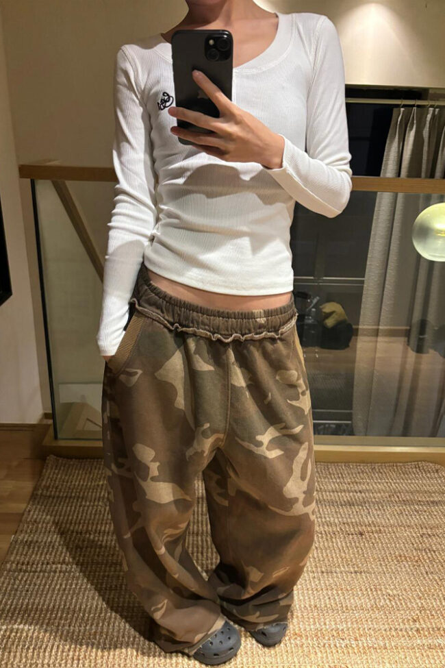 The Eleonore Camouflage Wide Leg Pants Detail – La Rose Couture Trousers & Skirts