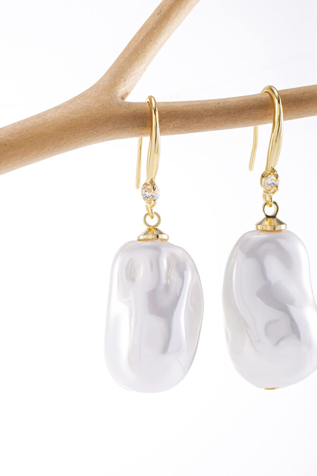 The Morgane Pearl Earrings Detail – La Rose Couture Jewellery & Accessories