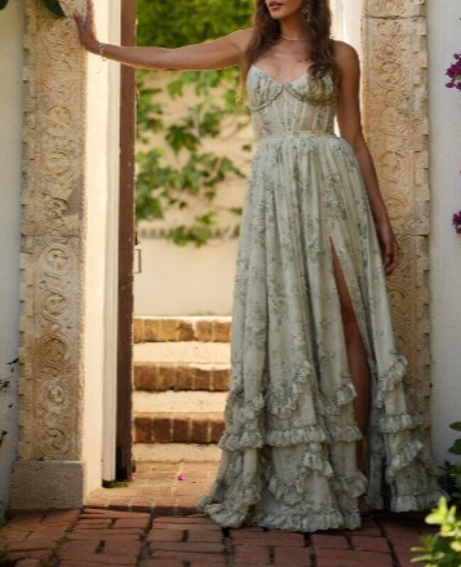The Renee Floral Print Halter Neck Backless Dress – La Rose Couture Dresses & Gowns