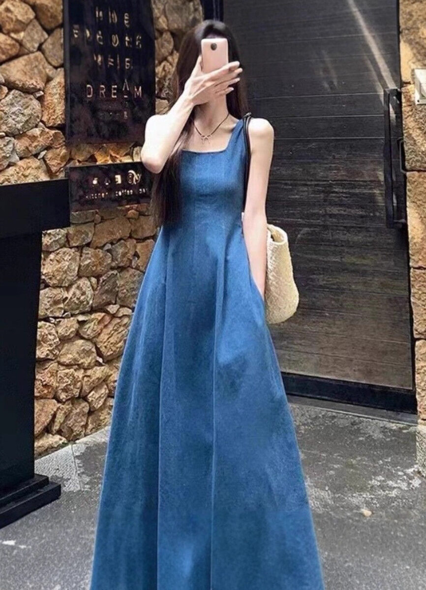 Denim dress