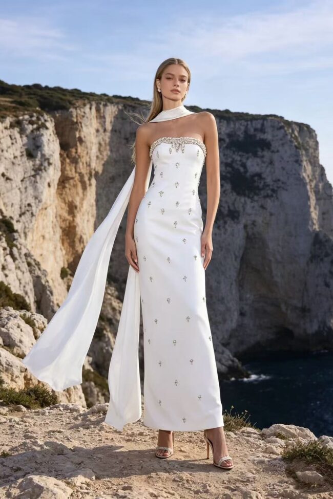 The Camille Strapless Bandage Dress with Full Rhinestones Shiny and Elegant Long Gown Detail – La Rose Couture Dresses & Gowns