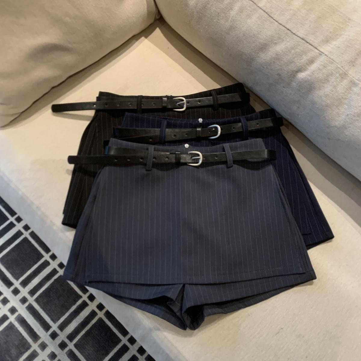 Retro High Waist Pleated Skirt with Belt - Image 2