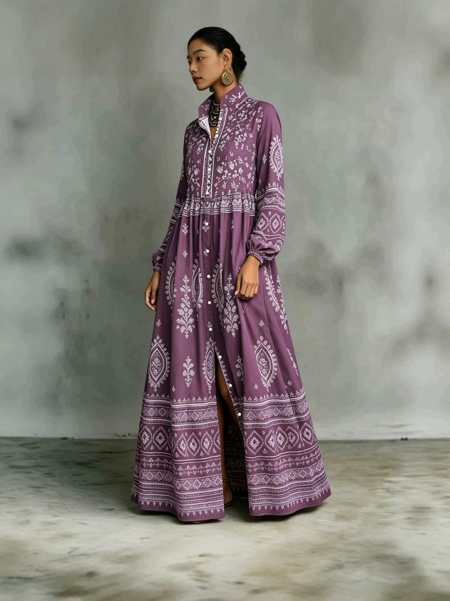 Printed V-neck long-sleeved dress - Image 2