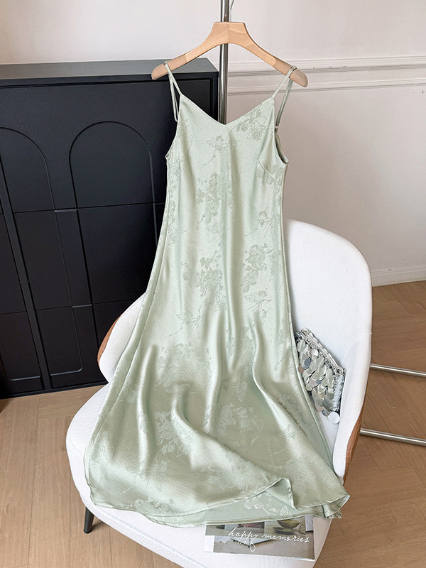 Summer new trendy V-neck slimming halter dress