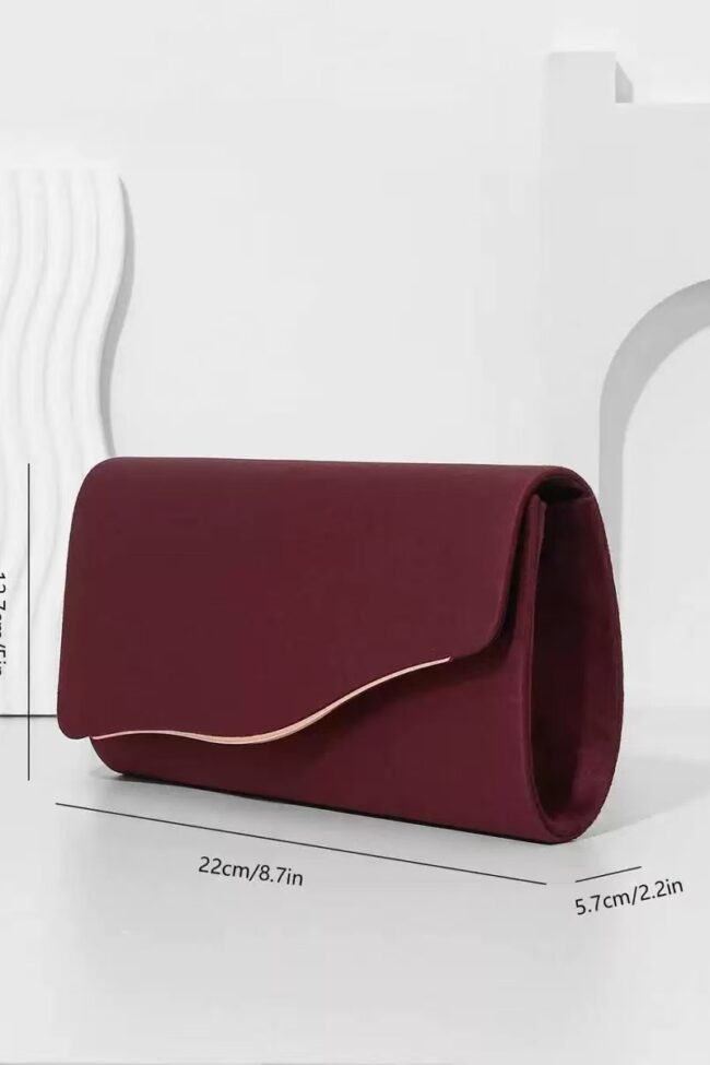 The Yolande ' Elegant Chain Shoulder Bag Detail – La Rose Couture Handbags & Clutches