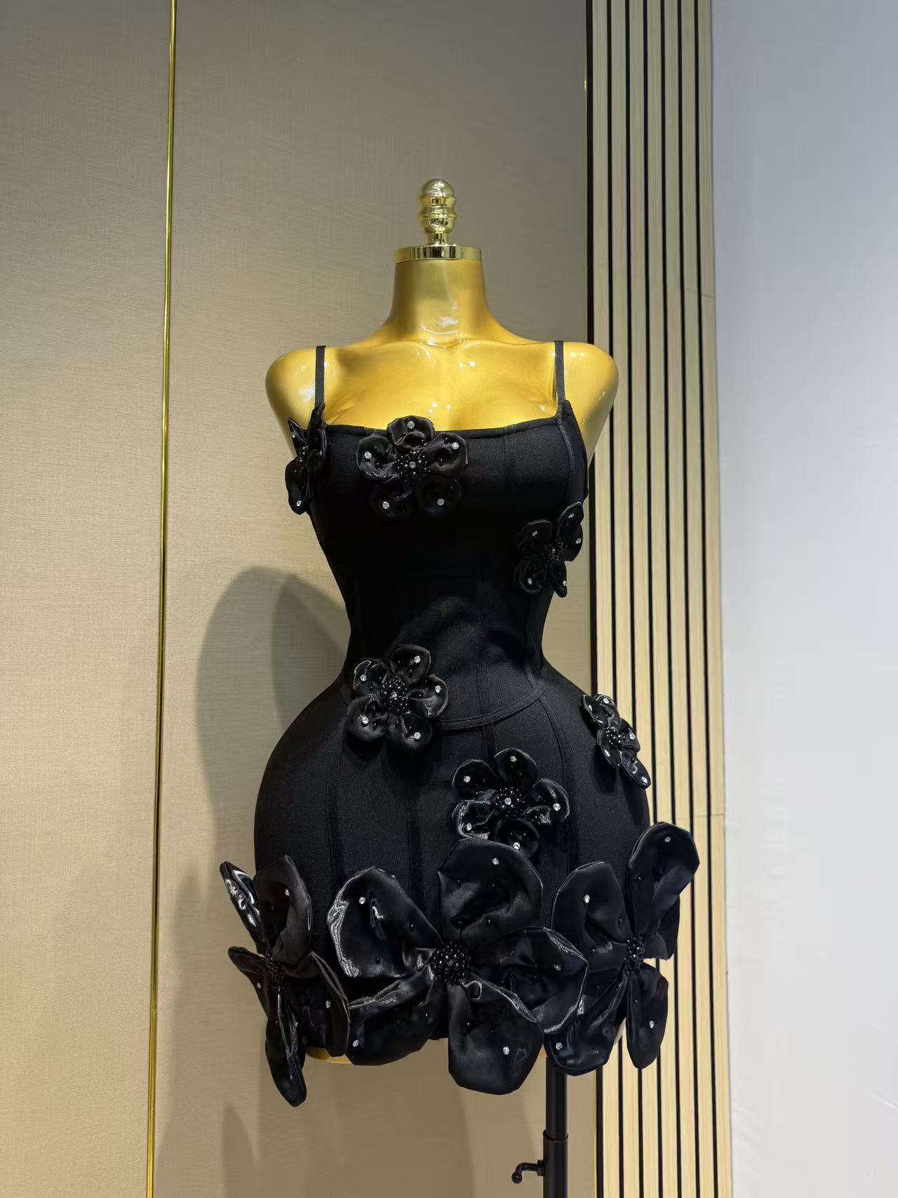 Women's strapless dress - Image 2
