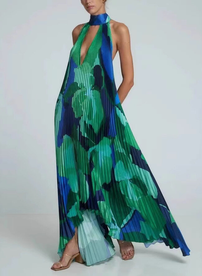 The Oceane Neck Flared Dress Detail – La Rose Couture Dresses & Gowns