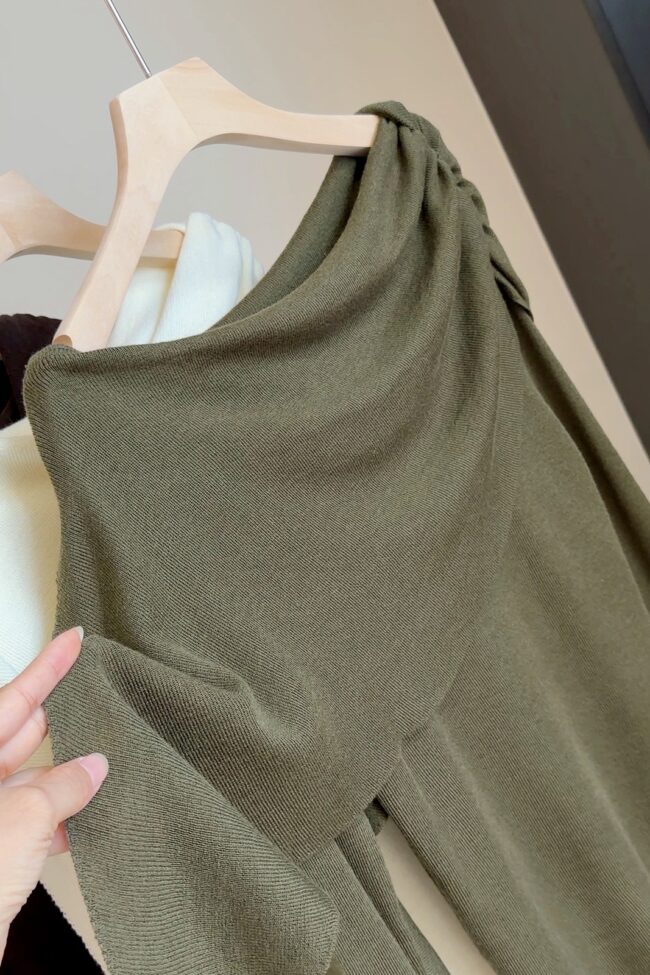 The Clothilde Knitted Cape Style Pullover Faux Two Piece Loose Top Detail – La Rose Couture Coats & Jackets