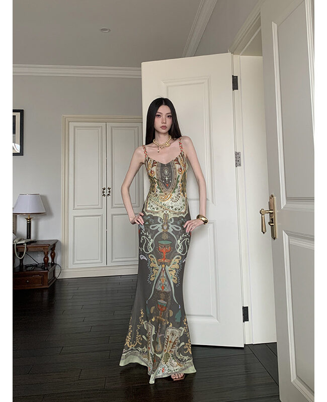 The Sabine High Waist Floral Print Fishtail Dress Detail – La Rose Couture Dresses & Gowns