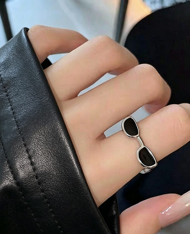 The Elodie Adjustable Ring with Open Finger Opening – La Rose Couture Jewellery & Accessories