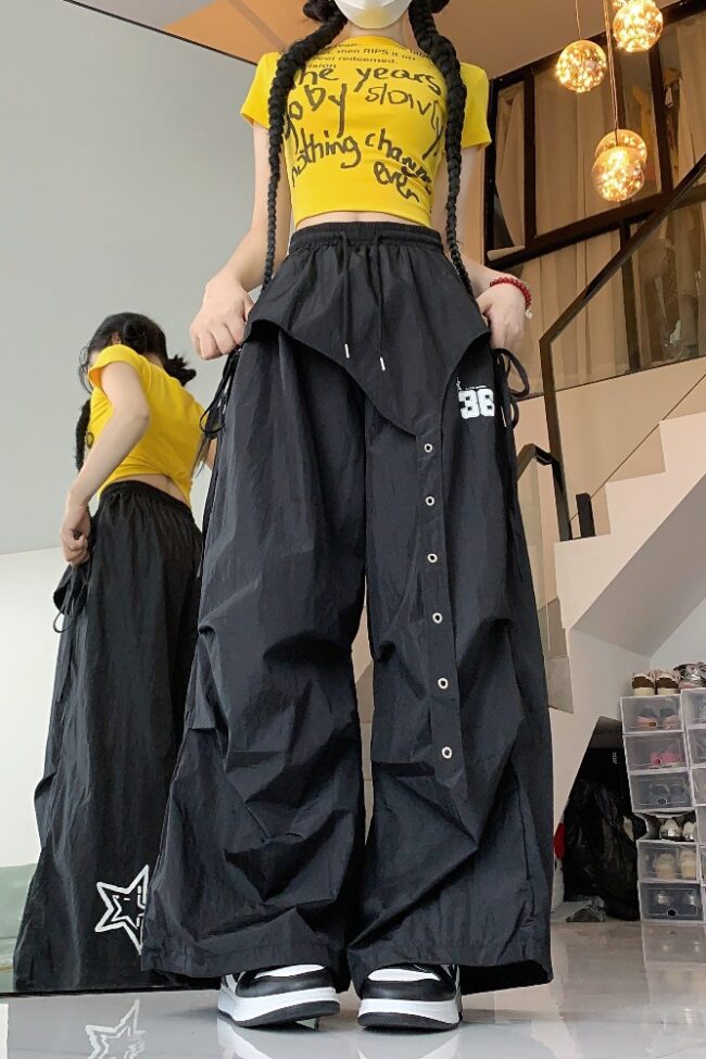 The Florine Quick Dry Wide Leg Cargo Pants Detail – La Rose Couture Trousers & Skirts