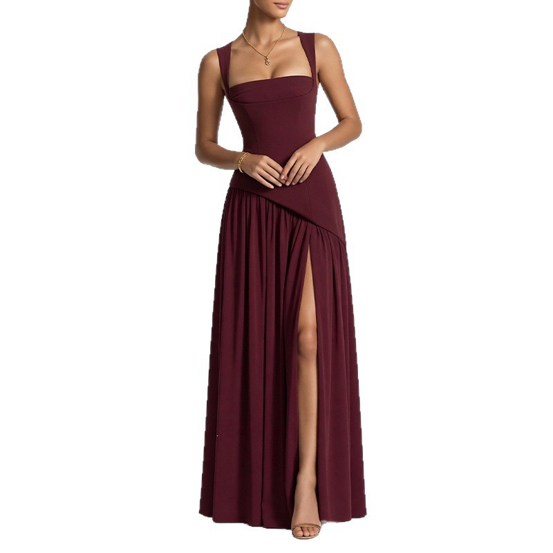 Elegant Backless Pleated Slit Dress - Image 3