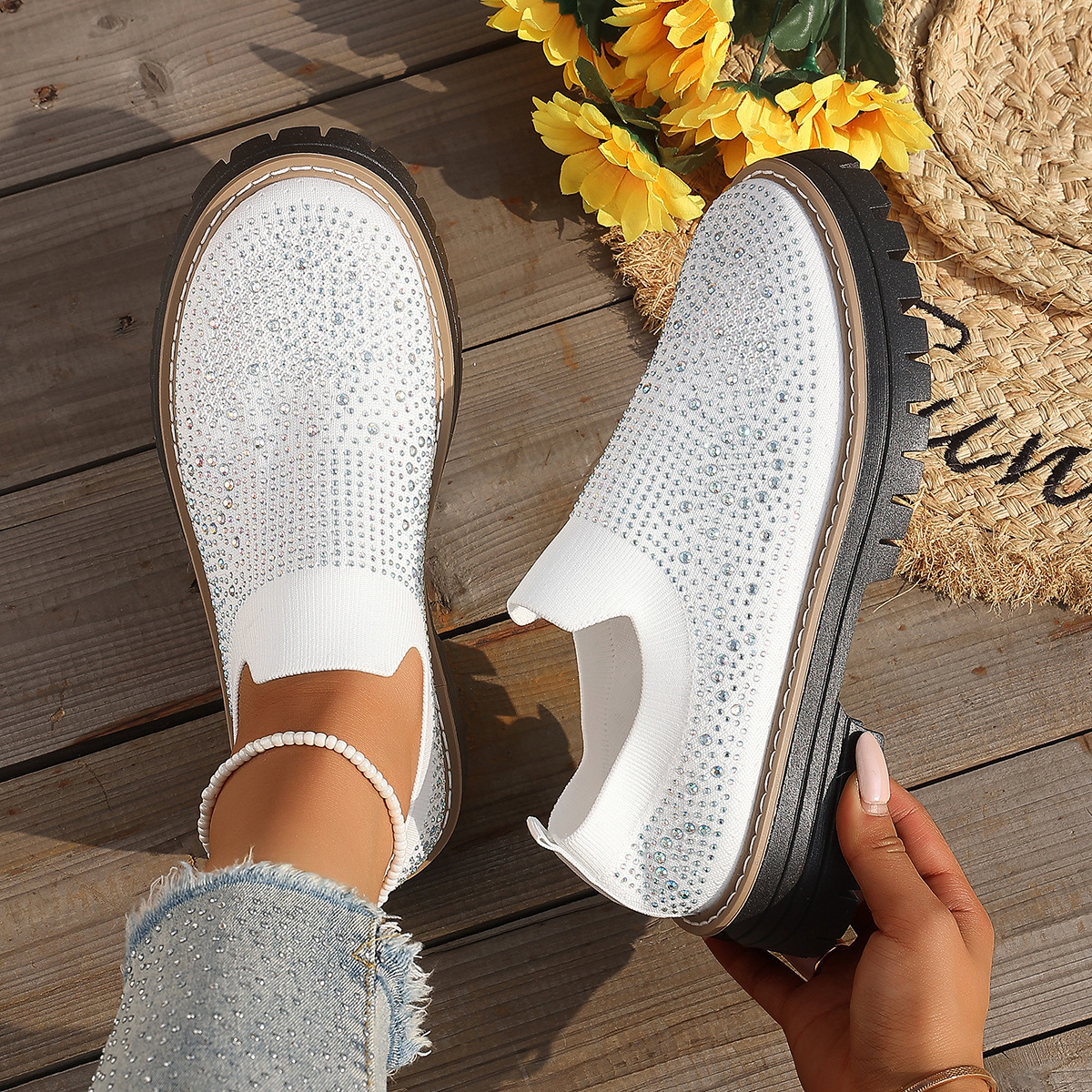 Womens Rhinestone Decorated Flat Sole Casual Shoes - Image 4