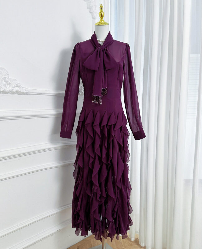 The Morgane Fringed Elegant Fishtail Skirt Detail – La Rose Couture Trousers & Skirts