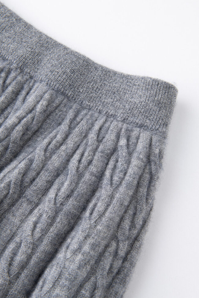 The Camille Cashmere Blend Knitted a Line Skirt Detail – La Rose Couture Trousers & Skirts