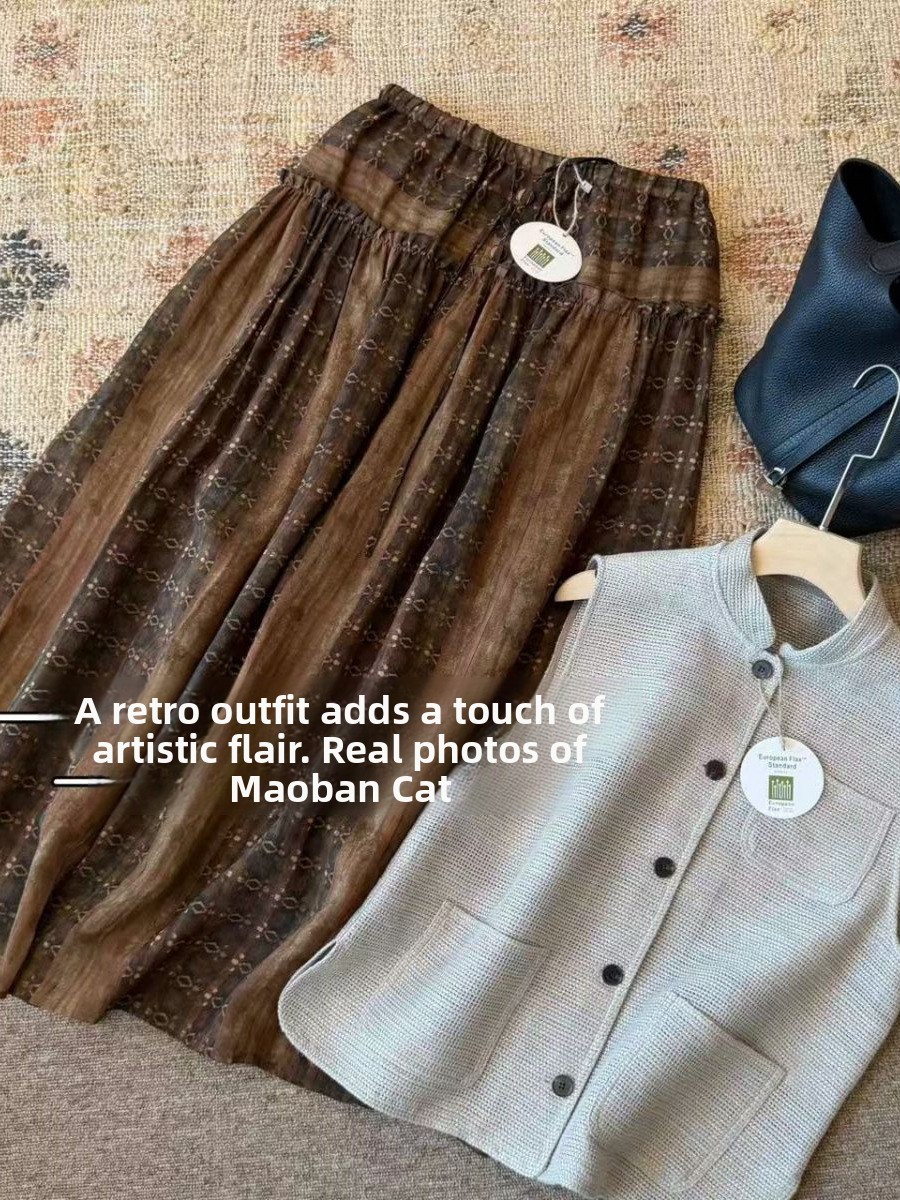 Women's Vintage Geometric Print Linen A-Line Skirt - Image 2