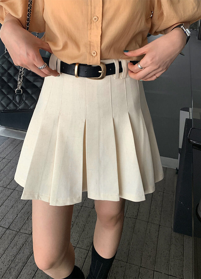 The Marlene Preppy Style a Line Pleated Skirt – La Rose Couture Trousers & Skirts