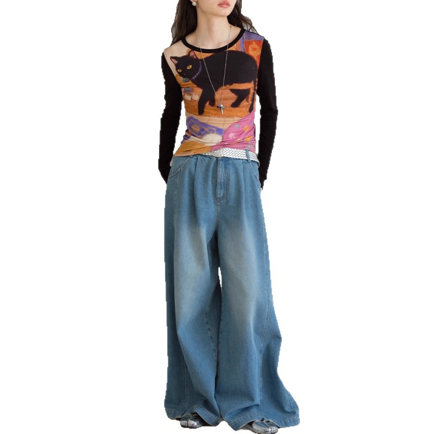Women's Printed Slim-Fit Long Sleeve T-Shirt - Image 4