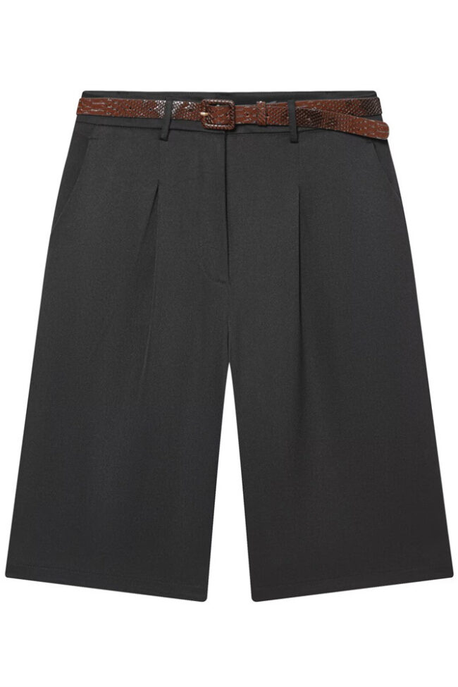 High Waisted Zipper Pleated Short Pants with Belt Detail – La Rose Couture Trousers & Skirts