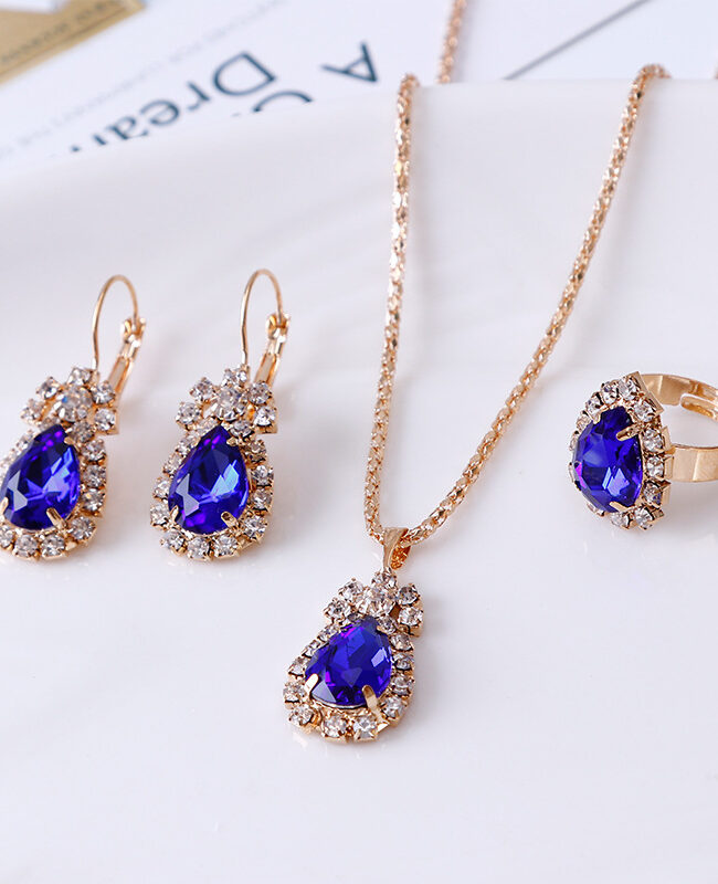 The Camille European and American Personalized Water Drop Rhinestone Necklace Earrings Ring Set Detail – La Rose Couture Jewellery & Accessories