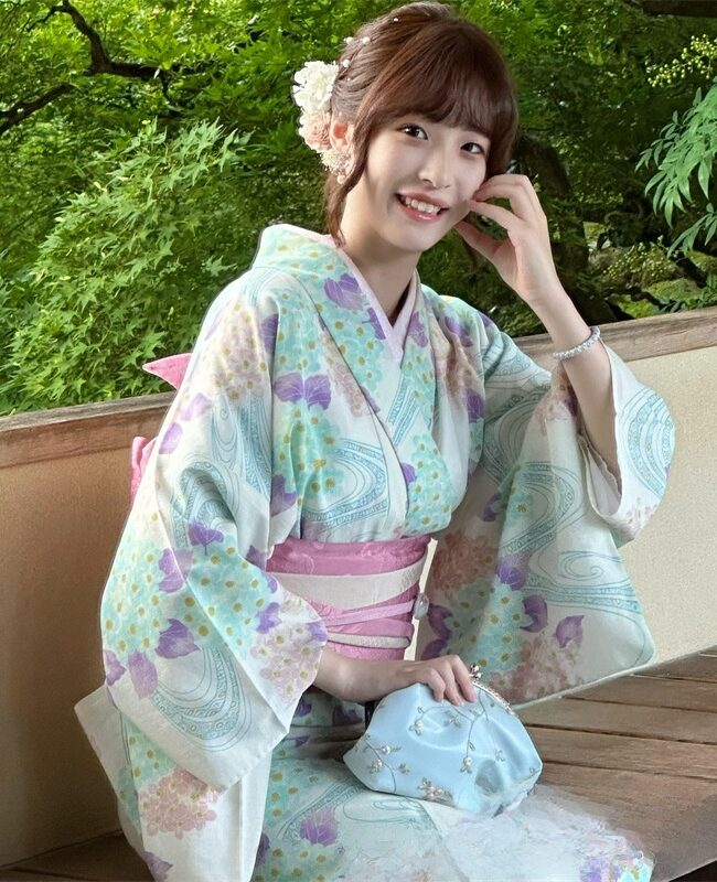 The Laure Light Blue Long Kimono Yukata Dress with Girdle and Fan Headdress Detail – La Rose Couture Dresses & Gowns