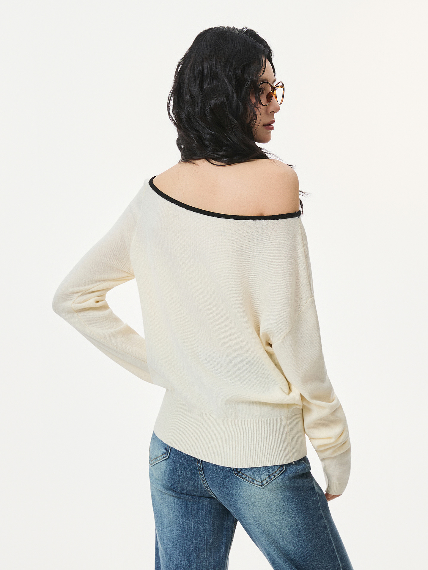 One-Shoulder Long Sleeve Knit Sweater - Image 5