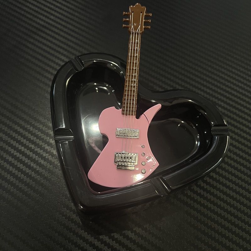 Creative Guitar Shaped Windproof Lighter - Image 4