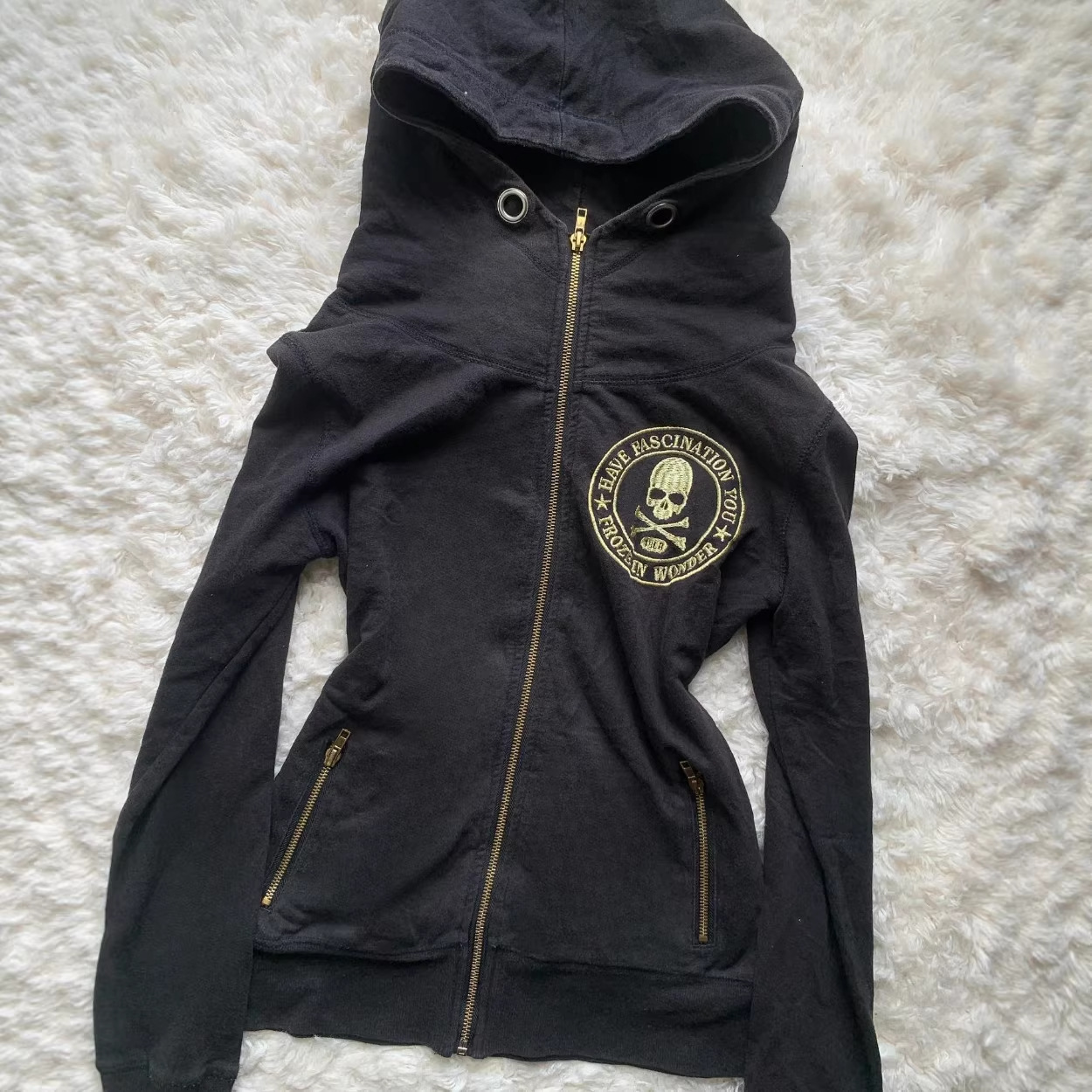 Retro Zip-Up Hoodie with Skull Embroidery - Image 2