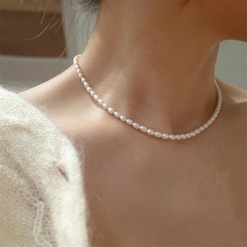 Stainless Steel Imitation Pearl Necklace Gold U-Shaped Pendant Fashion Jewelry - Image 3