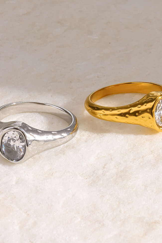 The Fleur 18k Gold Plated Stainless Steel Ring with Zircon Minimalist Hammered Design Detail – La Rose Couture Jewellery & Accessories