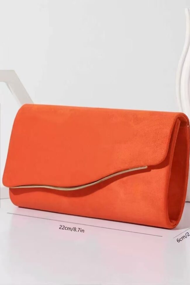 The Yolande ' Elegant Chain Shoulder Bag Detail – La Rose Couture Handbags & Clutches