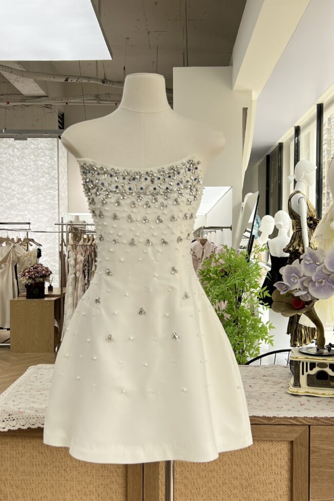 The Pauline Hand Sewn High End Hourglass Shaped Dress Without Shoulder Straps – La Rose Couture Dresses & Gowns