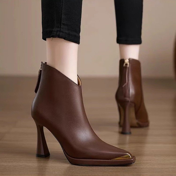 Womens Elegant High Heel Boots - Image 2