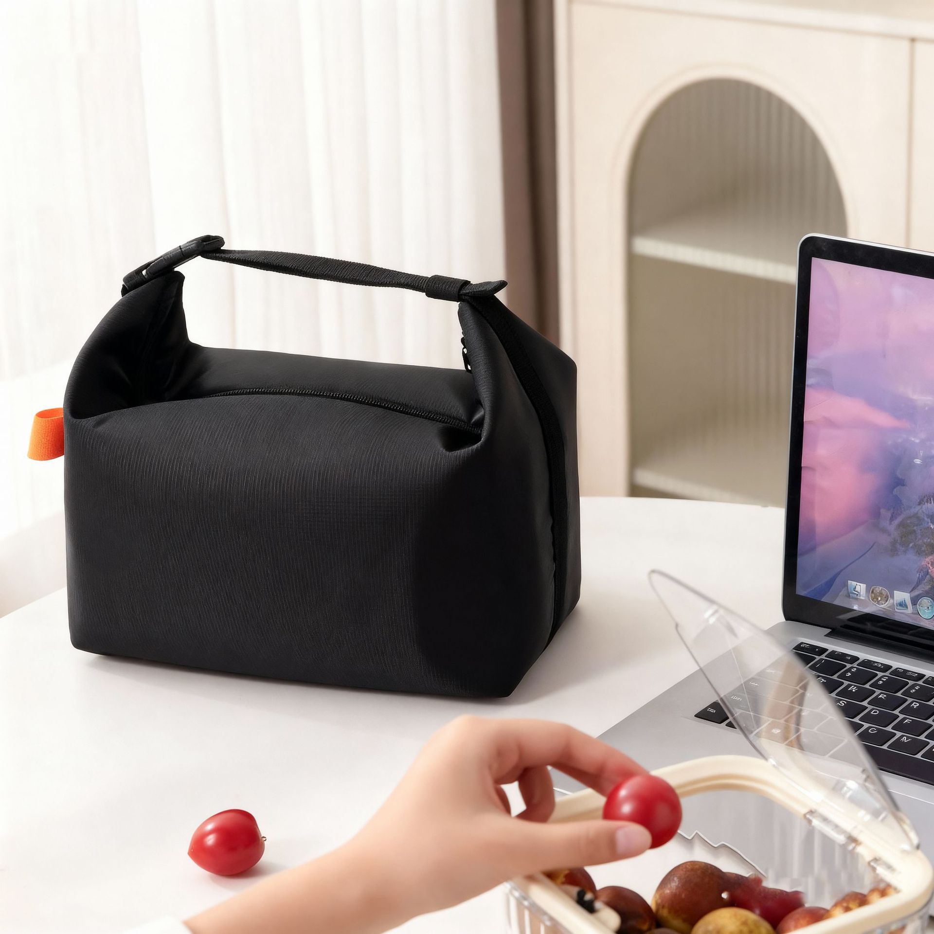 Simple Portable Insulated Lunch Bag Large Capacity Leakproof Thermal Lunch Tote - Image 5