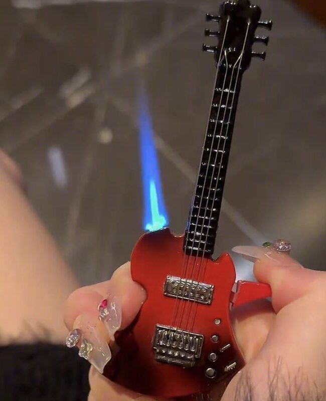 The Chloe Creative Guitar Shaped Windproof Lighter Detail – La Rose Couture Jewellery & Accessories
