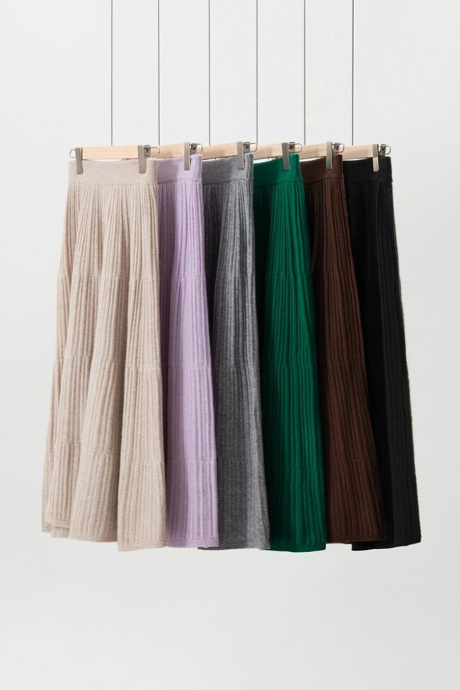 The Laurene Cashmere Knitted Skirt Detail – La Rose Couture Trousers & Skirts