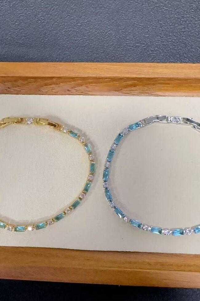 The Helene Light Blue Bracelet Niche Color Matching Couple Jewelry Detail – La Rose Couture Jewellery & Accessories