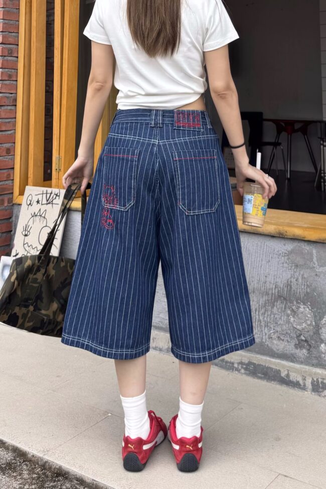 The Leonie Retro Striped Embroidered Denim Cropped Pants Detail – La Rose Couture Trousers & Skirts