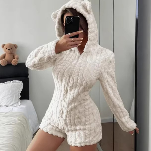 Women's plush hooded casual wear - Image 4