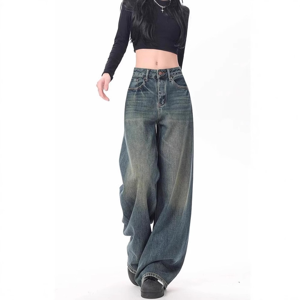 Wide-Leg Jeans